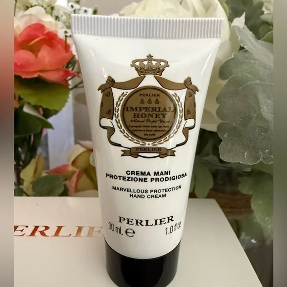 🆕🪷 PERLIER LIMITED EDITION 8-PIECE HAND CREAM SET. BRAND NEW FACTORY SEALED. - Picture 2 of 10